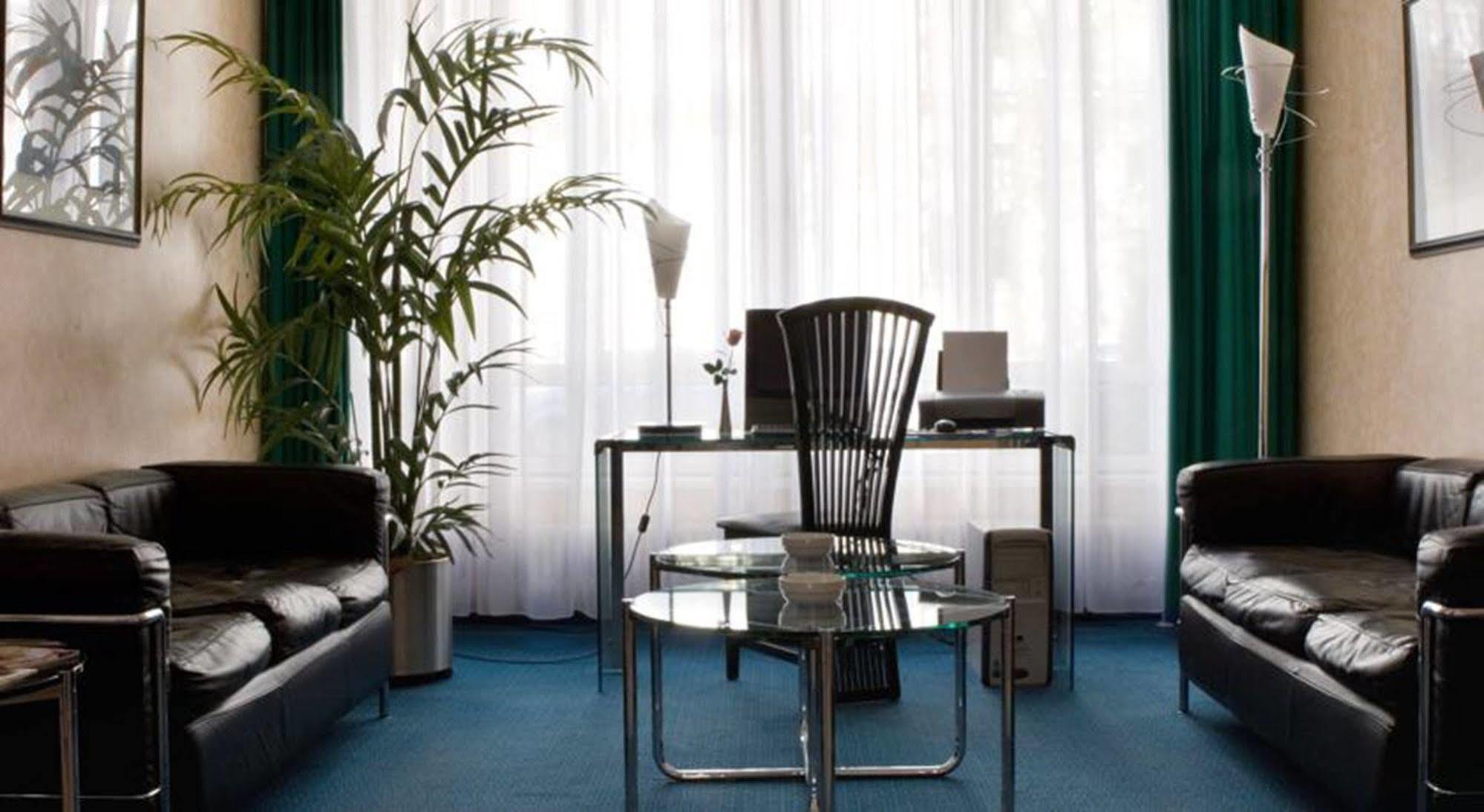 ברלין Hotel Alt Tempelhof מראה חיצוני תמונה